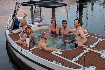 Hot Tub Boat Rentals in the San Francisco Bay