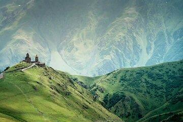 Exclusive Voyage to Kazbegi and Gudauri from Tbilisi