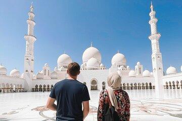 Abu Dhabi Half Day Tour with Sheikh Zayed Mosque Express Entry