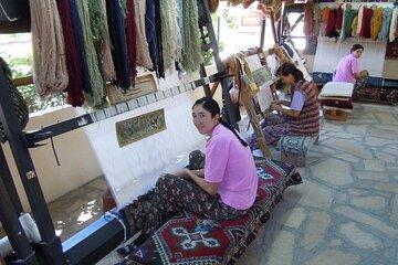 Istanbul Carpet Shopping Tour Direct from the Largest Wholesaler