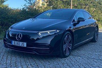 Book a private chauffeur in Lisbon - Luxury Car