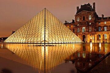 Private Full Day Tour of Paris with Iconic Sites and Transit