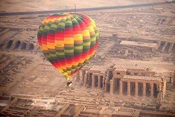Hot air balloon ride over the Luxor