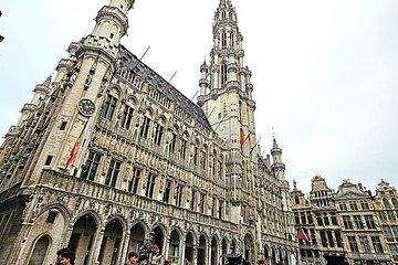 From Amsterdam Small Group Day Tour to Brussels and Atomium