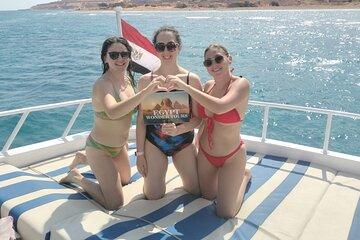 Snorkeling in Ain Sokhna( Red Sea) by Yacht Over Day From Cairo