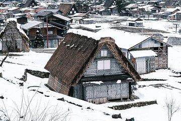 Shirakawago and Kanazawa Day Trip from Kyoto