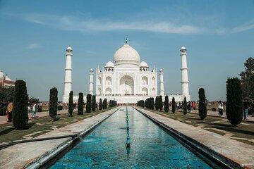 Agra Skip the Line Tour Taj Mahal and Agra Fort with Hotel Pickup