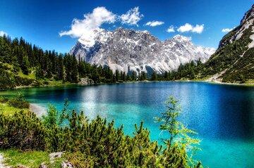 Private Tour Munich Zugspitze with 2H Stop