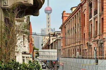 8 Hours Private Luxury Car Tour in Shanghai