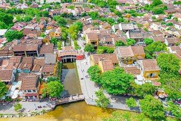 Hoi An City Tour Nightly Boat Ride Release Flower Lanterns