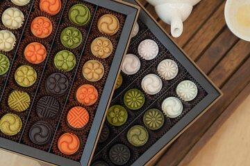 Traditional Korean Dessert Workshop with Korean Tea