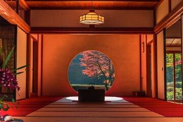 Private Temples and Nature in North Kamakura Walking Tour