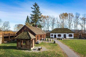 Vancouver: Private Fort Langley and Fraser Valley Day Trip