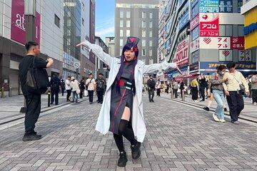 Explore Akihabara with a Local Cosplayer!