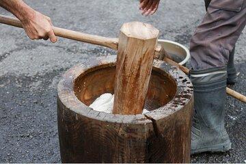 Authentic Mochi Pounding Experience in Kyoto