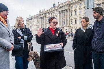 Berlin Christmas History Tour in Nikolaiviertel