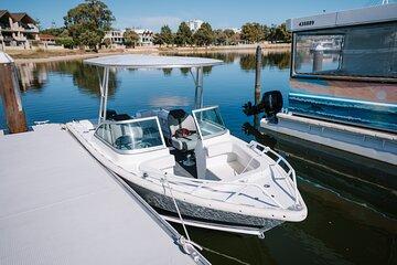 6 Person Fishing Boat Rental in Mandurah