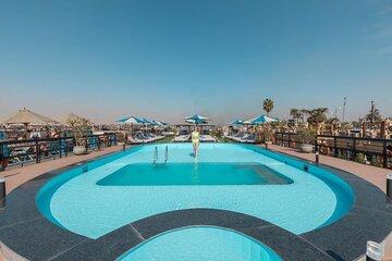 Deluxe Five Stars Nile Cruise with Aswan and Luxor Sightseeing