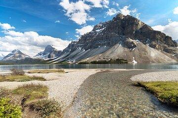 Jasper Day Tour to Columbia Icefields Lakes from Calgary to Banff