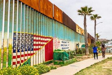 Photoshoot 1 Day US Mexico Border Experience LA-SanDiego-Tijuana