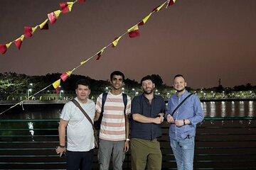 Bangalore Evening Walking Tour: Temple, Market, Lake