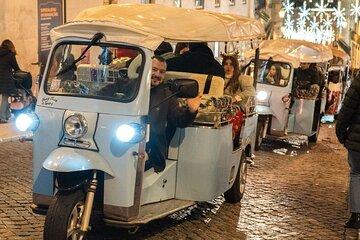 Lisbon Christmas Lights Tuk Tuk Tour with Local Guide