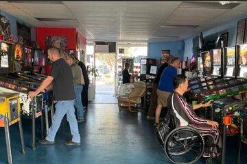 Play Pinball Unlimited for 2 hours in Long Beach Los Angeles