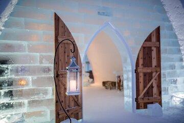 Ice Hotel Signature Getaway and Québec Highlights Tour