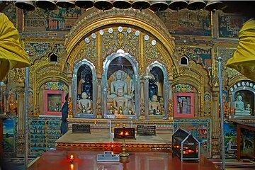 Old Delhi Hidden Streets Walking Tour with Rooftop View & TukTuk