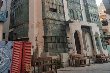 Guided Tour with History of Jeddah