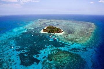 Great Barrier Reef 40 Minute Scenic Flight from Cairns - Reef Hopper