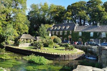 Cotswold and Oxford private group day tour from Watford