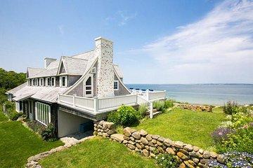 Private tour of Martha's Vineyard with lunch included