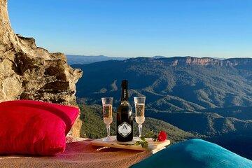 Bubbles in the Blue Mountains - Private Tour 1-7 People ex Sydney