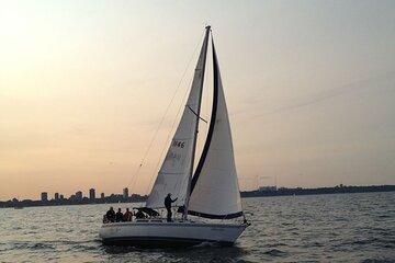 2 hour Sailing cruise in Milwaukee