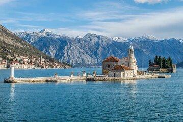 4 hours Luxury Speedboat Private Tour with organic lunch