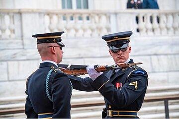 Arlington Cemetery: Tomb of the Unknown Soldier & JFK Gravesite