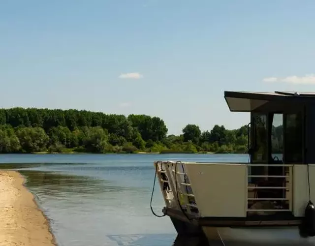 Holiday Houseboats