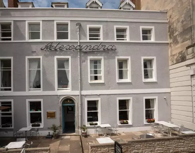 Alexandra Hotel