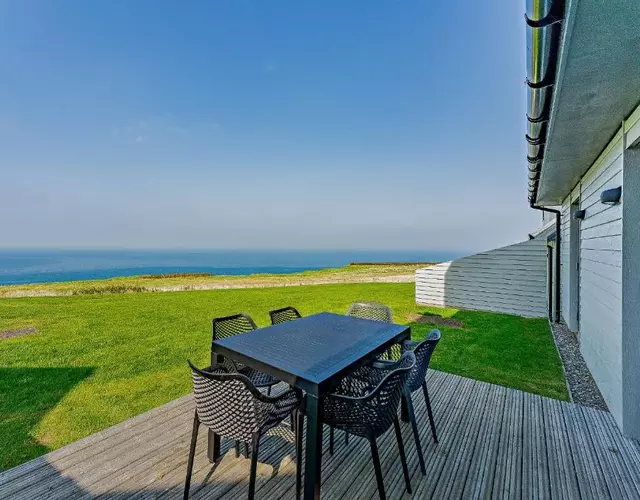 18 - 3 Bedroom Cottage - LP
