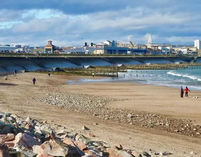 3 bed Professional Suite for Long term