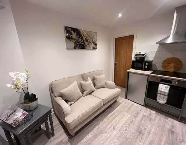 Apartment 2 The Baileys Cwm Sleeps 2