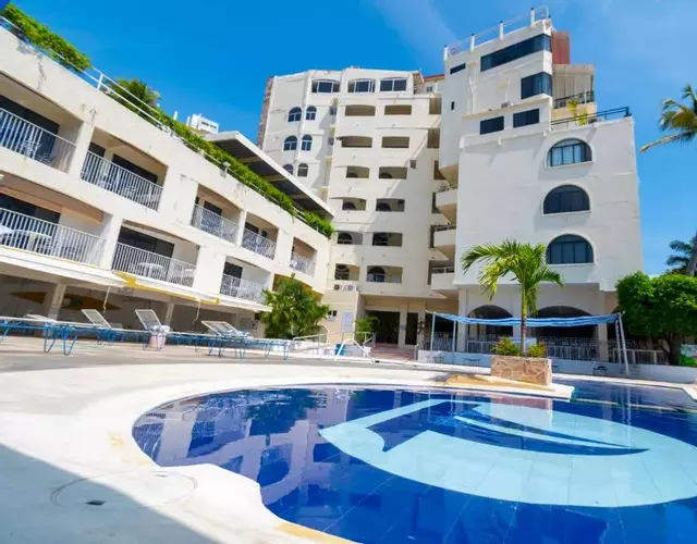 Acamar Beach Resort