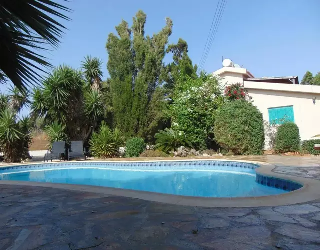 Konnos Villa