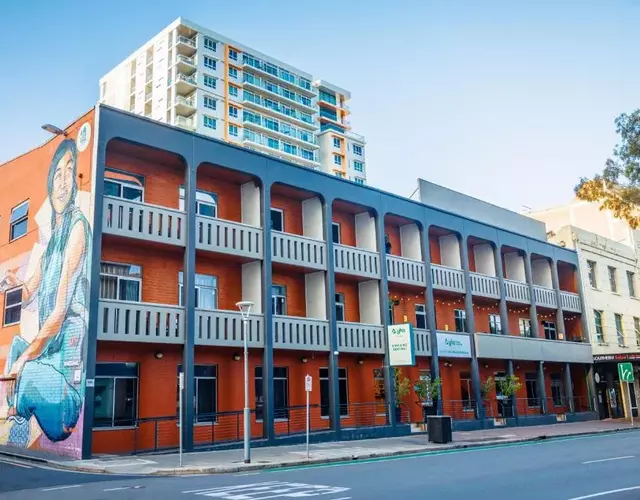 YHA Adelaide Central