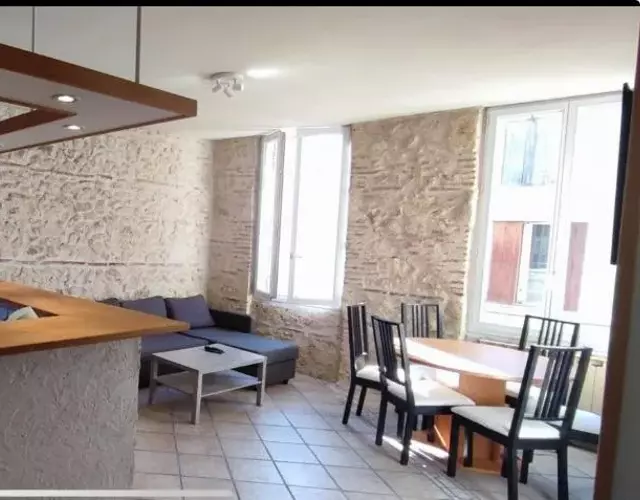 Appartement duplex spacieux en hypercentre avec garage privé