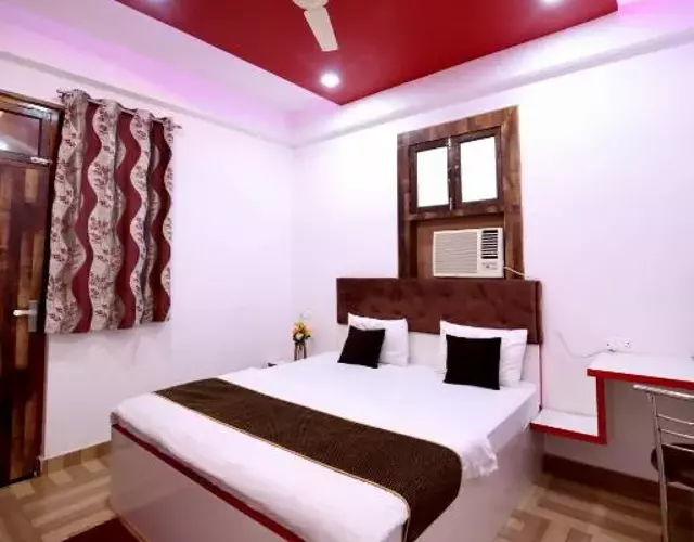 Hotel Taj Niwas