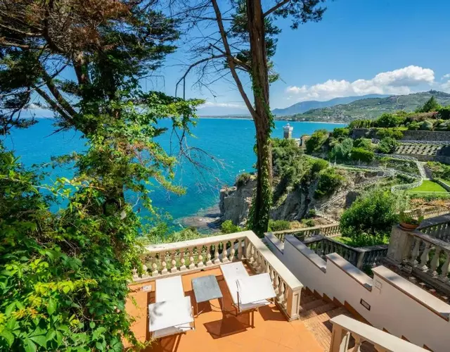 Lighthouse View Villa with Sea View Terrace and Garden