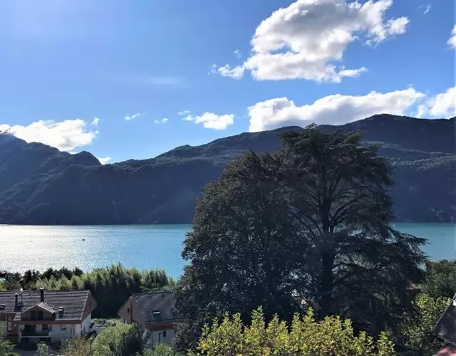 Appart T4 Christina contemporain, Vue Lac, climatisé avec parking