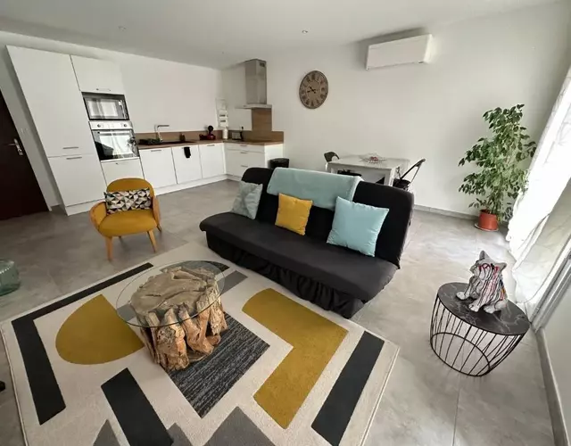 Le Pélican Magnifique F2